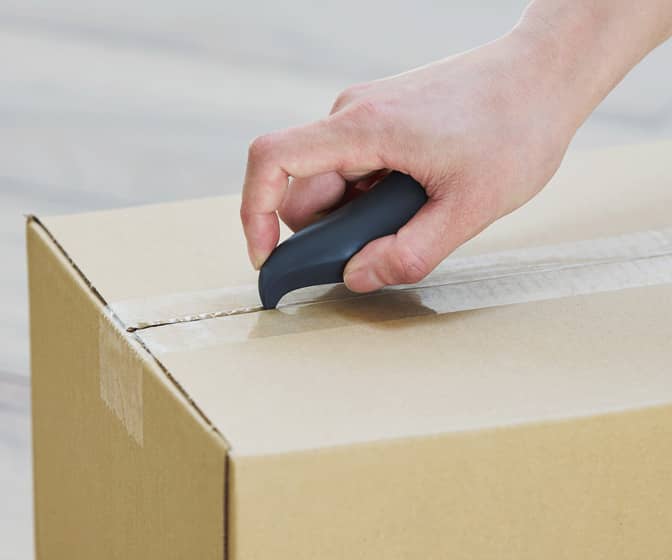 Blade-Less Penguin Beak Box Cutter