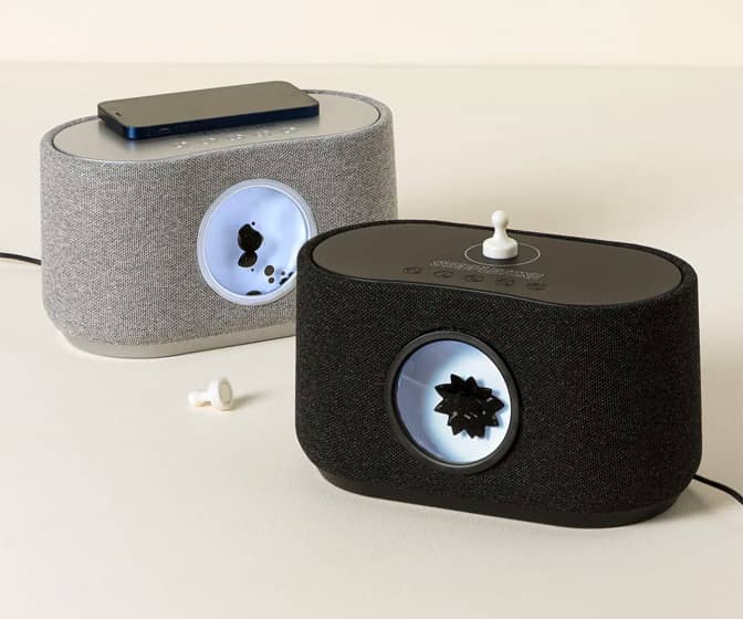 Dancing Magnetic Ferrofluid Bluetooth Speaker / Wireless Charger