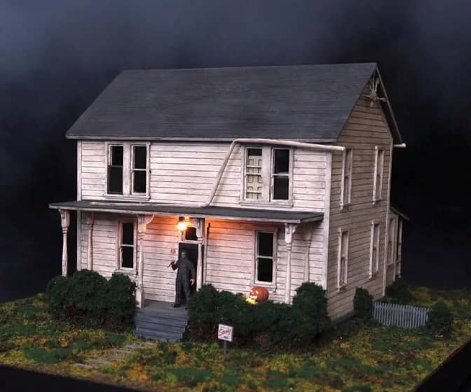 Halloween Michael Myers Movie House-Inspired Diorama