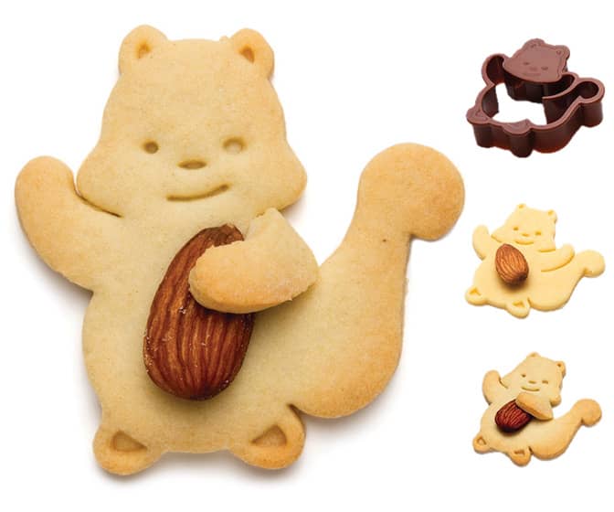 Squirrel Cookie Cutter - Holds a Nut in its Paw