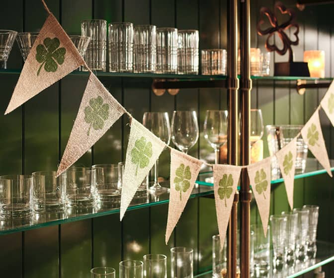 St. Patrick's Day Rustic Burlap Four-Leaf Clover Pendant / Banner