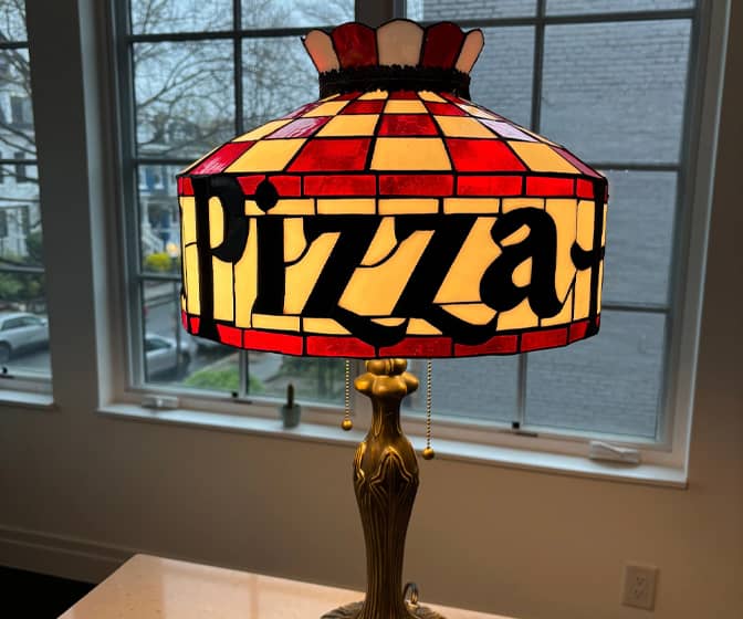Vintage Pizza Hut Table Lamp