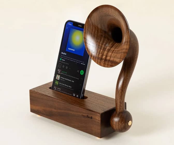 Wooden Acoustic Gramophone Speaker Amplifier for Smartphones